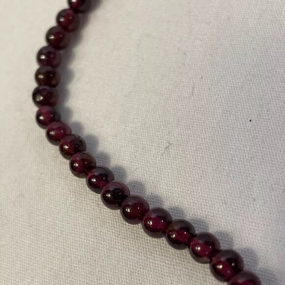 Vintage Garnet Bead Choker Necklace with 3 Charms 15 Maroon - Picture 7 of 9